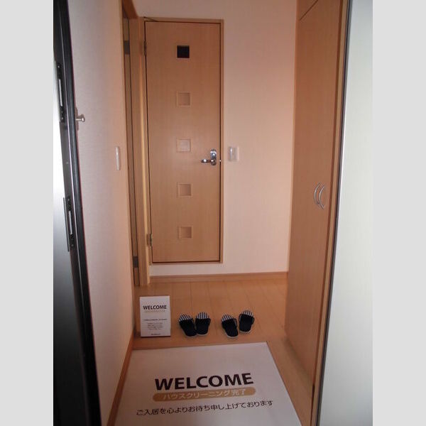 ベルヴィラージュ　B 玄関