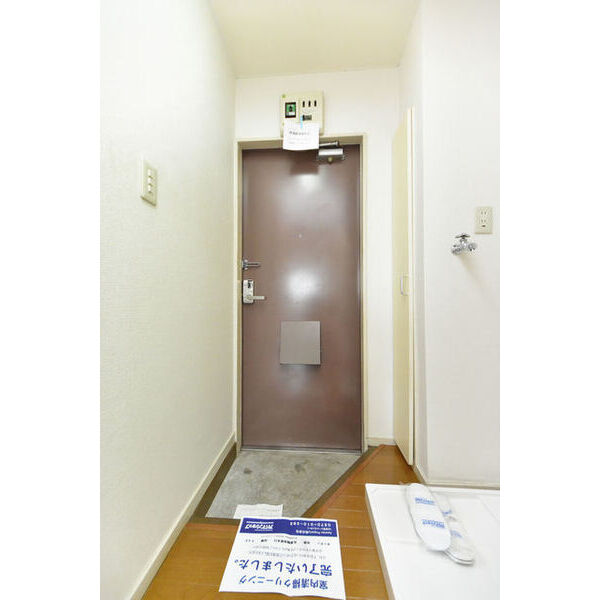 リヴェールマリン 玄関