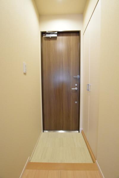 ブリスたまプラーザ3階 玄関