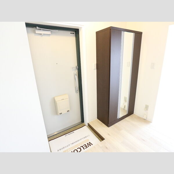 カーサ松が枝205号室 玄関