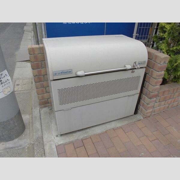 バンビーニ ごみ置場