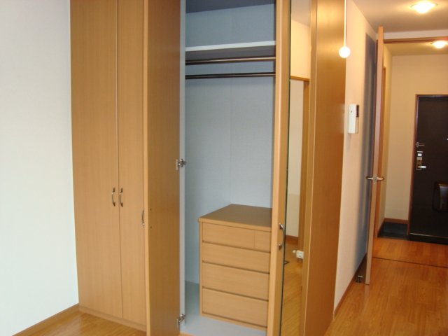 アランフェス クローゼット②