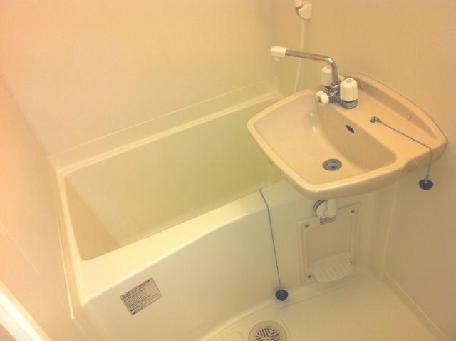 レオパレスグリーンハート203号室 お風呂