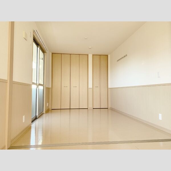 アヴェニール志津　B201号室 居室