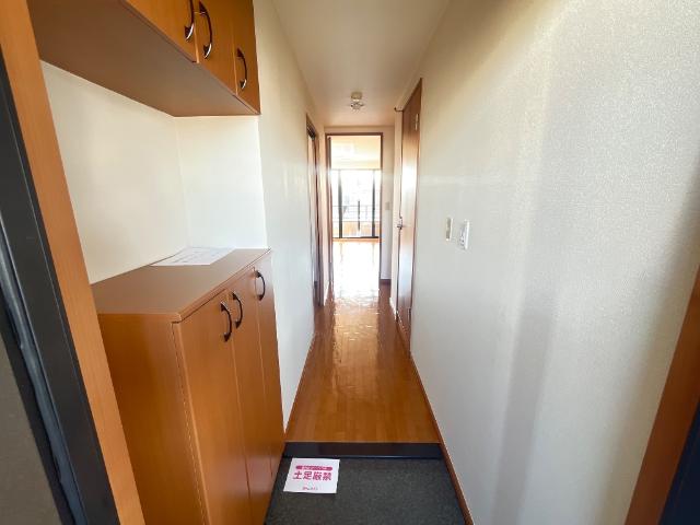 Ｊ．Ｓガーデン303号室 玄関