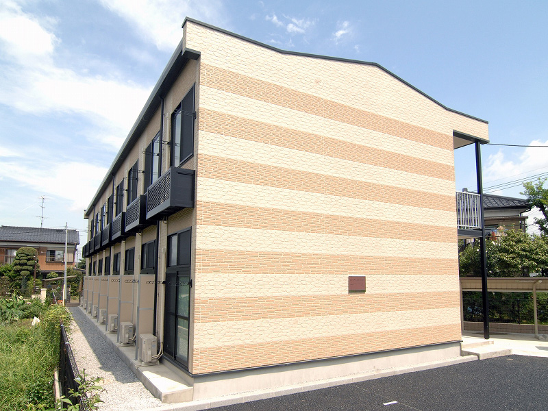 レオパレススピカの外観画像