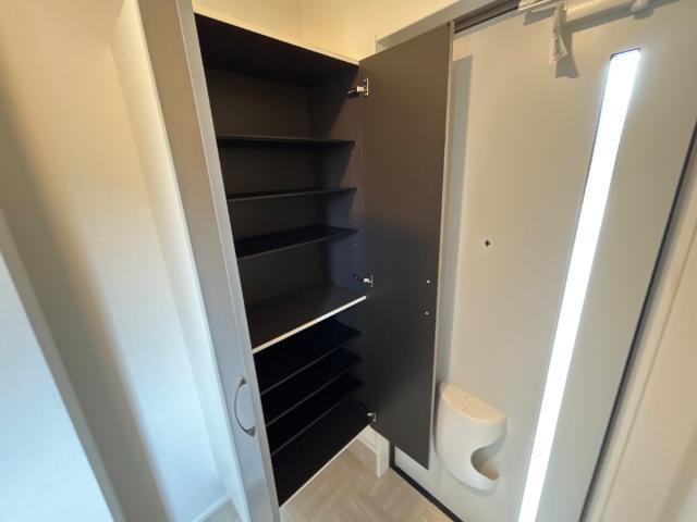 パレス北野101号室 下駄箱