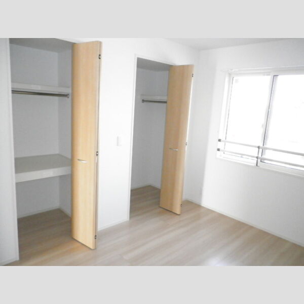 ハイムヴァルト 洋室クローゼット