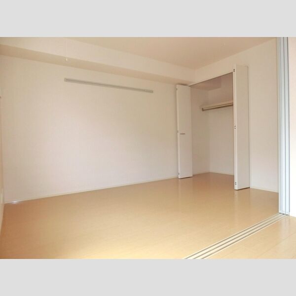 レムロード・M106号室 洋室