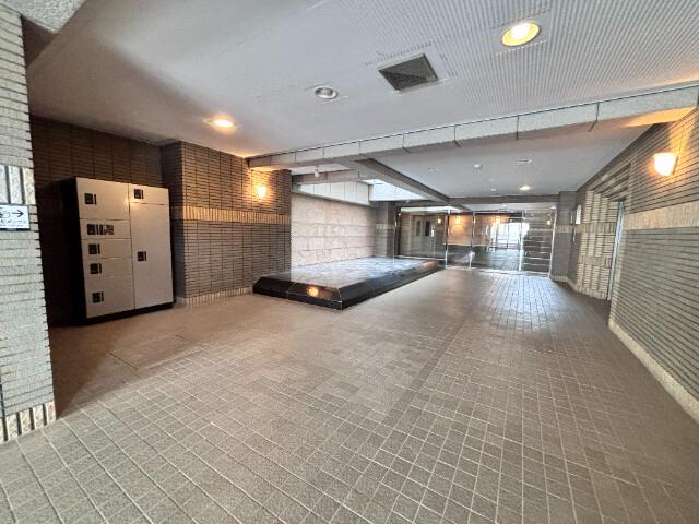 ライオンズマンション読売ランド前 エントランス