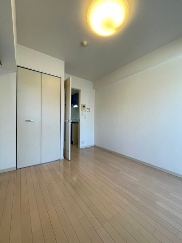 グラントゥルース桜台駅前 寝室