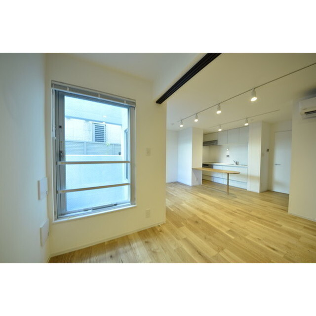 グランパセオ代々木上原0106号室 内観