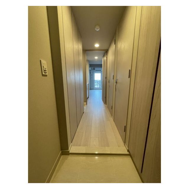 ブランシエスタ荻窪0205号室 玄関