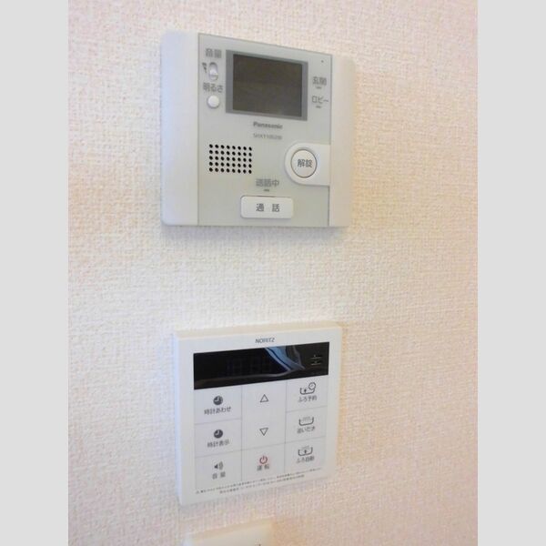 サン クラージュ301号室 TV付きインターホン&追い炊き