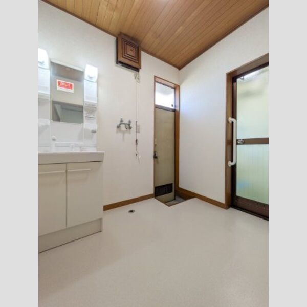 三ツ池ヒルズRoomA号室 洗面所