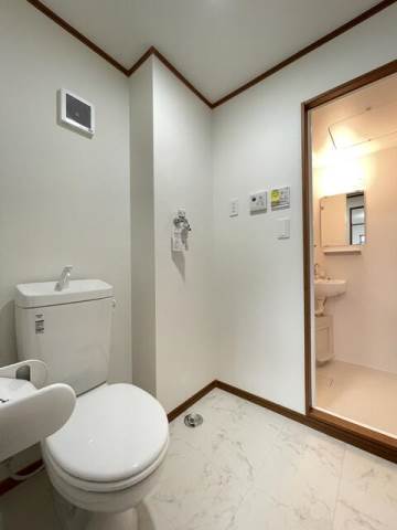 マーレ梅島 トイレ