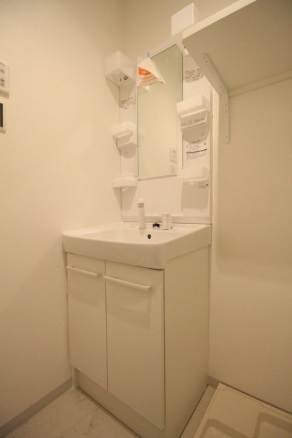 音楽マンション セレナーデ東長崎4階 洗面