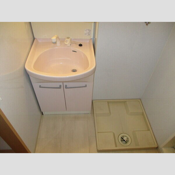 ローズフラワー小倉 301(洗髪洗面化粧台、室内洗濯機置場)