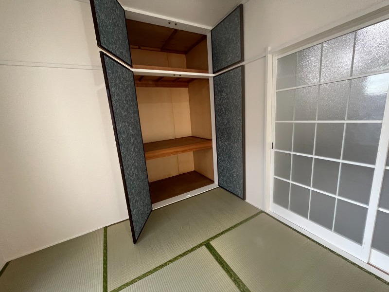 ラ・ベル・エポック平塚2階 収納