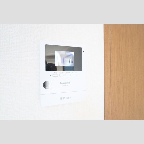 パークサイドヴィレッジ102号室 モニター付きインターホン