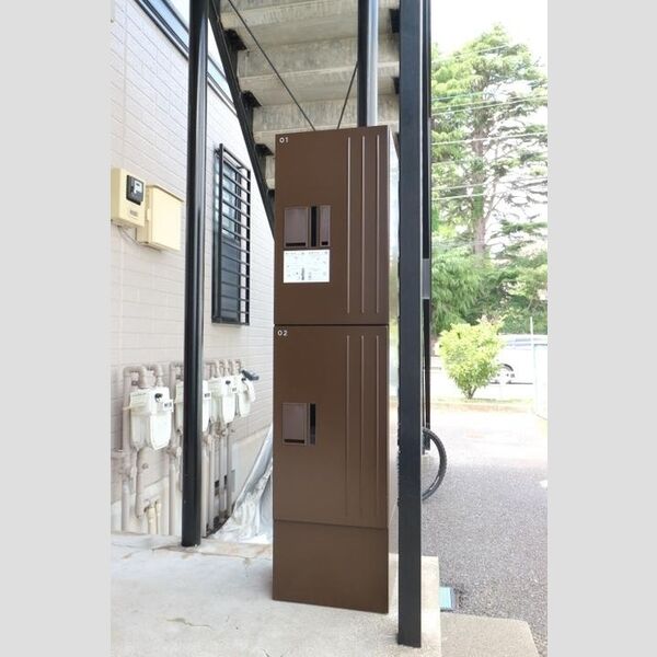 ハイム寿々 宅配ボックス