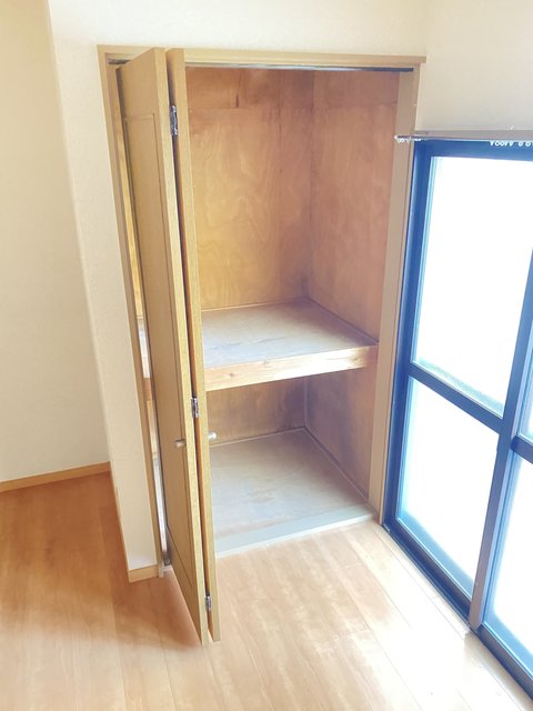 ドミール上北台0102号室 収納