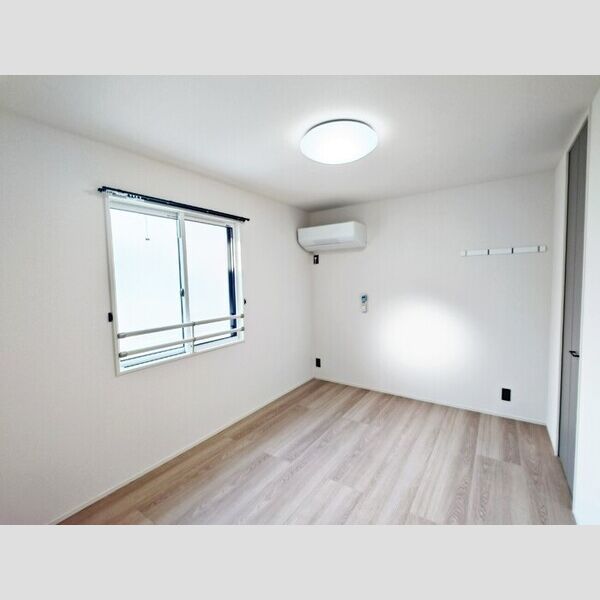 Auspicious　House302号室 洋室6.1帖