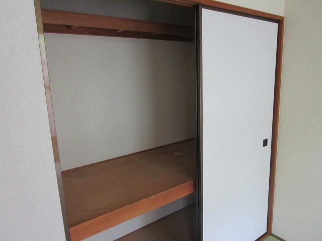 セラミックハイツ鶴見 収納