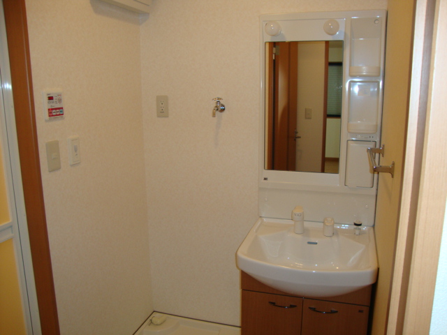 コンフォース弐番館 洗面所