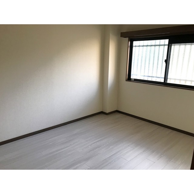 モンメール大磯106号室 内観