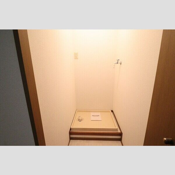 ウエストアローム205号室 室内洗濯機置場