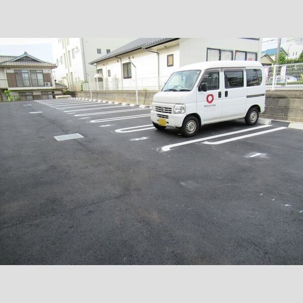 バースバレー 駐車場