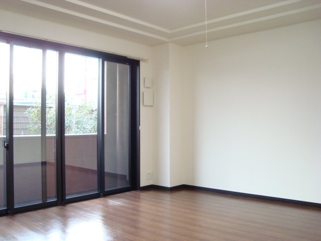 グローベリー日吉 洋室