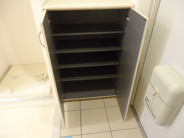 シエル・ブルー205号室 シューズＢＯＸ