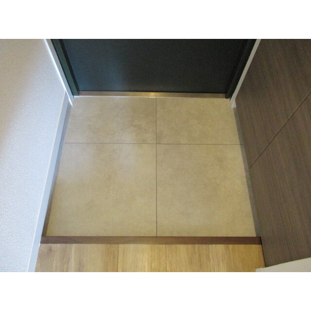 ドゥエルコンフォート 玄関