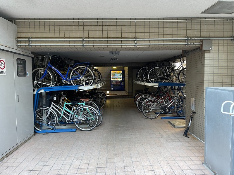 ウィンベルソロ西川口第109階 駐輪スペース