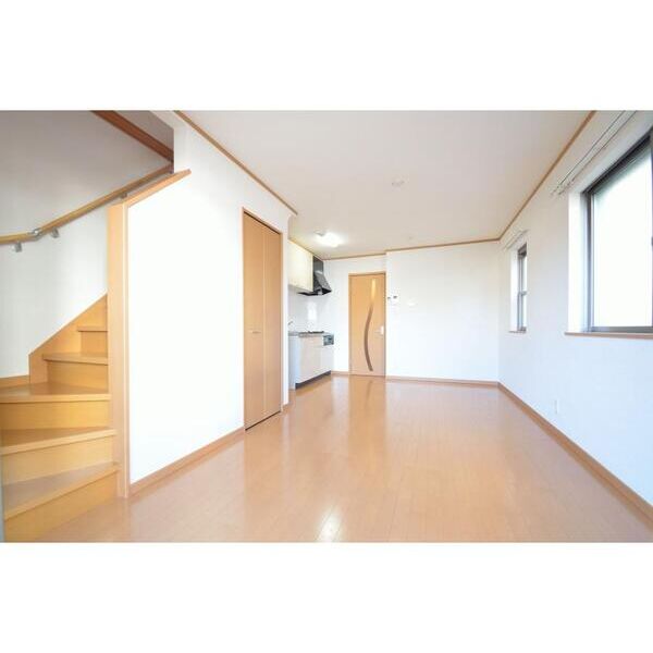 ソレイユ・駒場 リビング