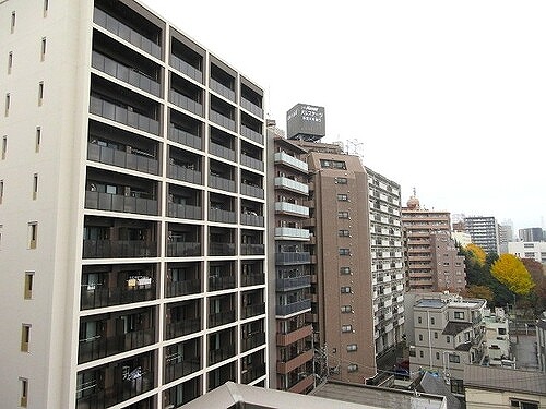 プレセダン板橋本町8階 バルコニーからの眺望※2025.11新築未入居時撮影