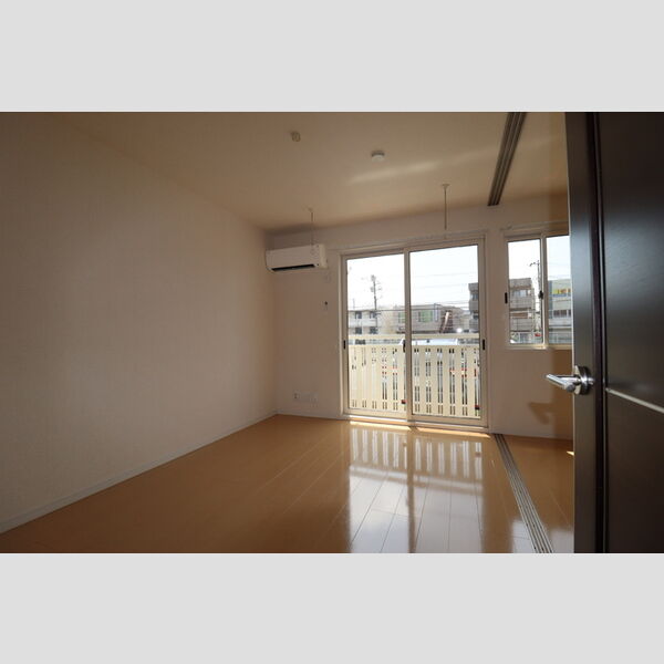 カリーノ　フィオーレ LDK