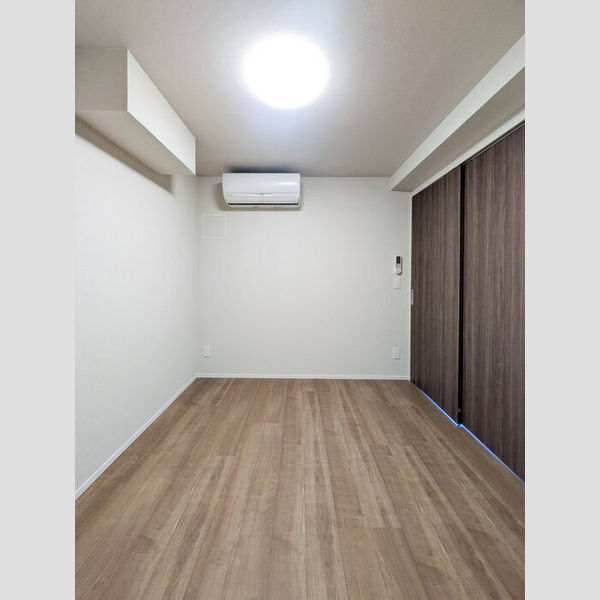 サンジョイアゼロ705号室 洋室5.2帖