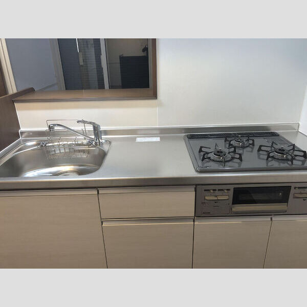 グランデュール　A A302号室　キッチン