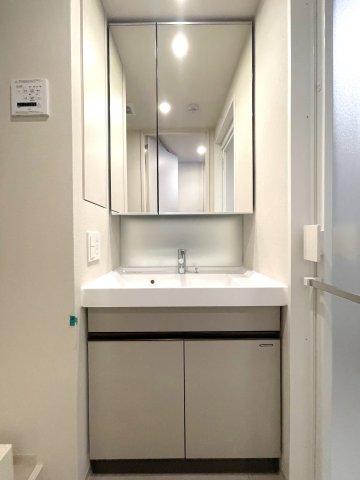 プライムメゾン千葉新町0508号室 洗面