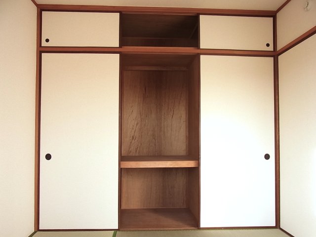 ＴＯＷＡヒルズ 和室　押入　※現況優先