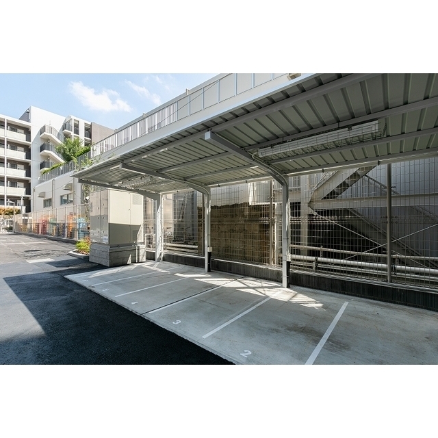 ザ・パークハビオ大森町 バイク置場2025年4月撮影