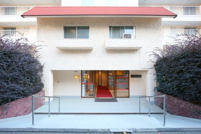 大久保ハウス エントランス