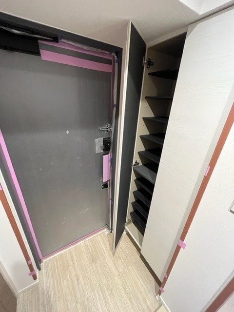 PARK SIDE VILLA 玄関