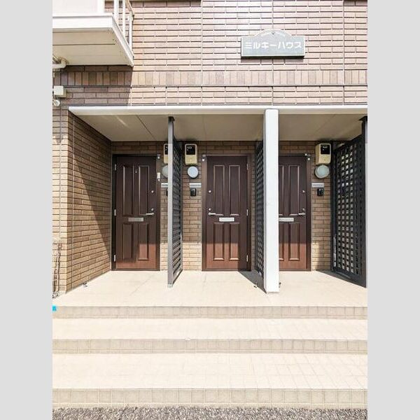 ミルキーハウス エントランス