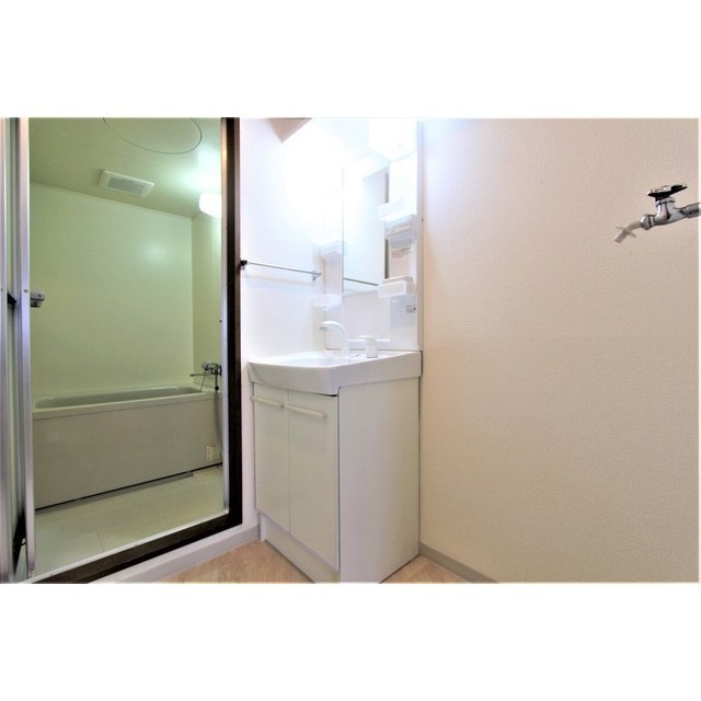 ウィスタリアⅡ303号室 ※404号室の写真です