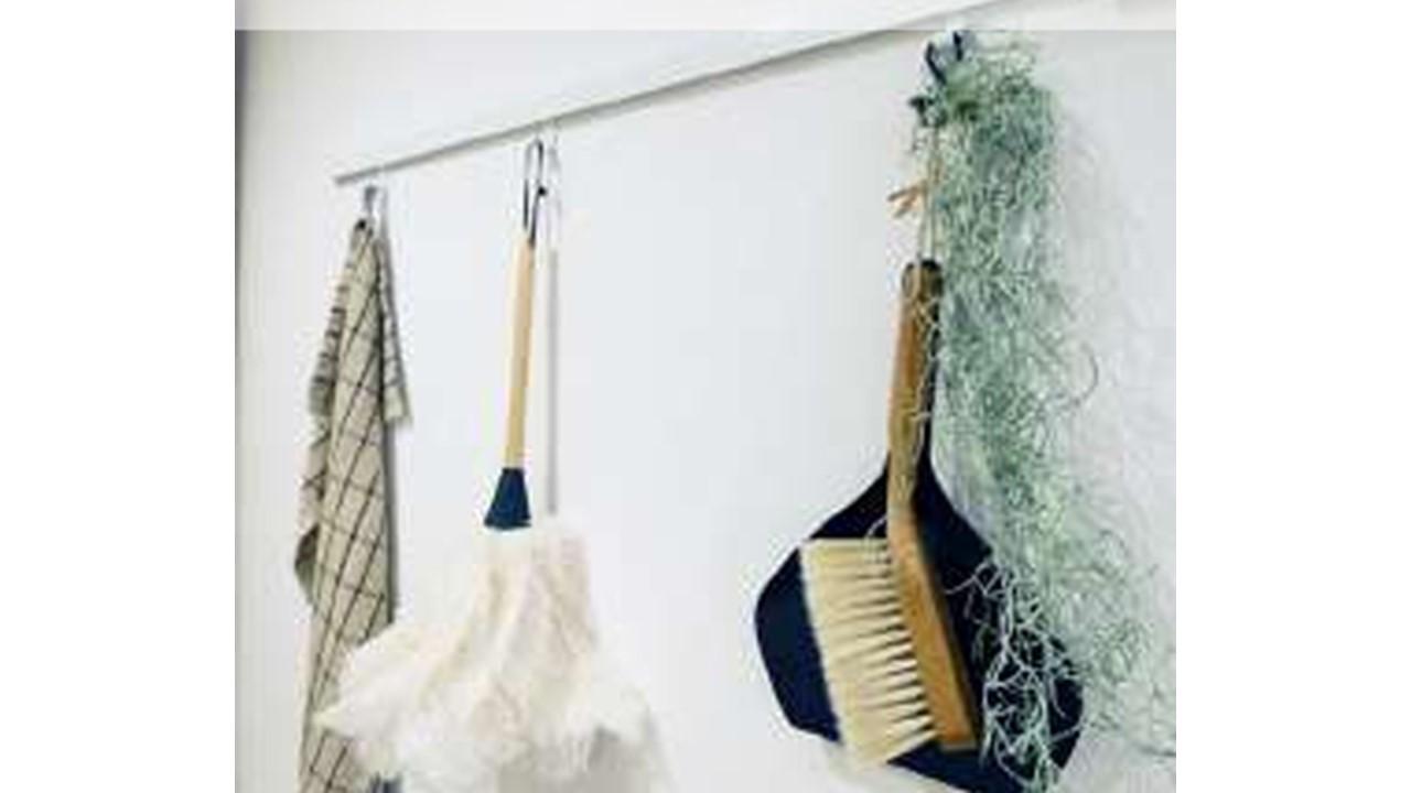 シャルール金沢文庫103号室 廊下にはピクチャーレールもあり使いやすいです（イメージ）