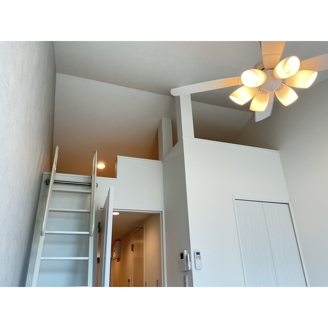 HALE伊勢原302号室 リビング